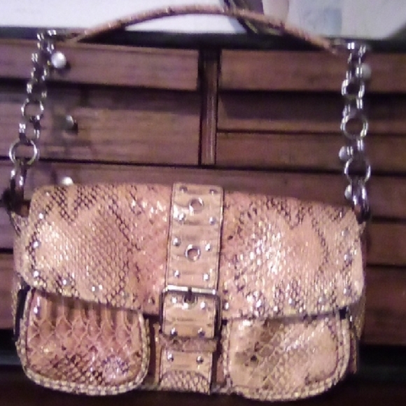 NWOT Fall Alligator Chainlink Handbag Purse With Zippered Compartments. - Picture 1 of 13